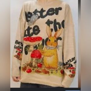 Womens Beige Graphic Sweater